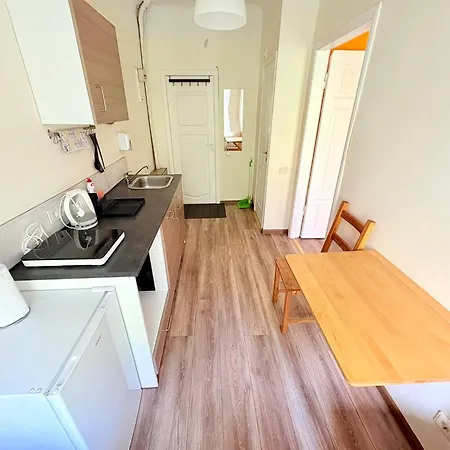Escape - Comfortable With Free Parking On Premises 公寓 里加