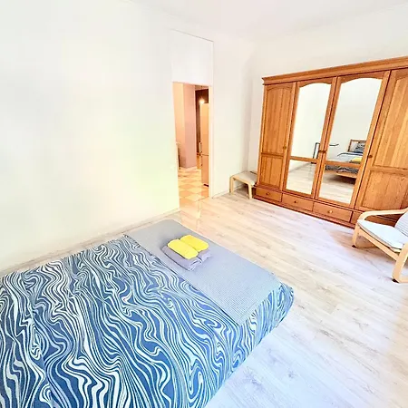 Escape - Comfortable With Free Parking On Premises 公寓 里加